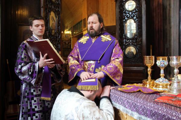 Во вторую Неделю Великого поста епископ Митрофан совершил Литургию в Саблино