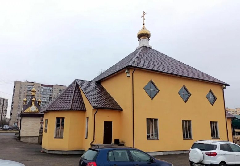 Митрополит Варсонофий совершил Всенощное бдение в храме святых Петра и Февронии Митрополит Варсонофий совершил Всенощное бдение в храме святых Петра и Февронии