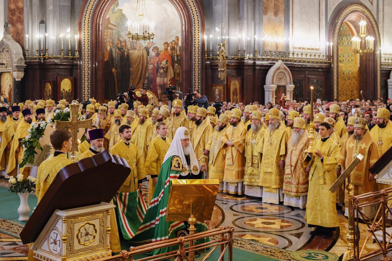Митрополит Варсонофий сослужил Святейшему Патриарху Кириллу в храме Христа Спасителя