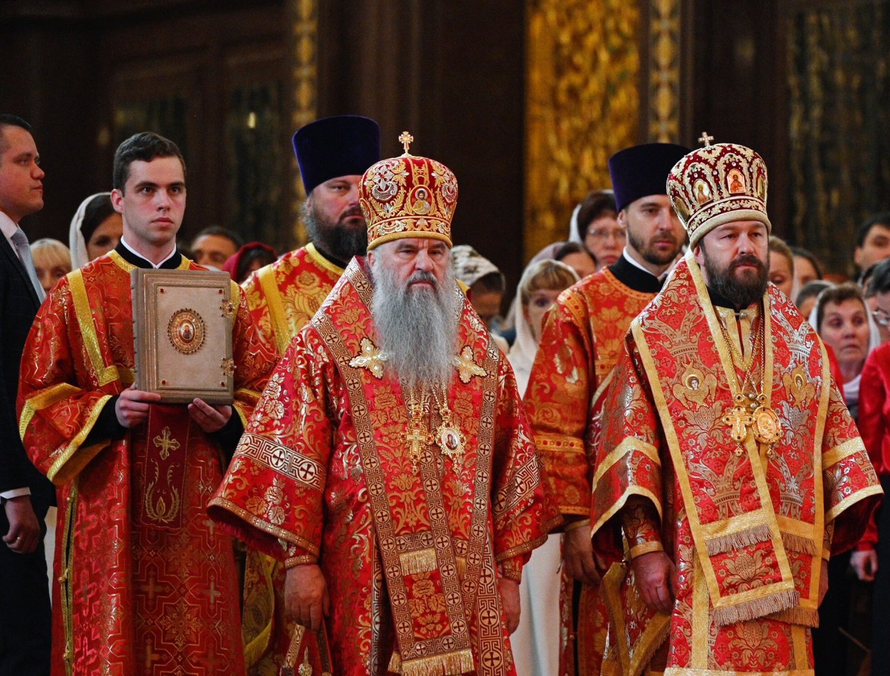 Митрополит Варсонофий сослужил Святейшему Патриарху Кириллу в день его тезоименитства