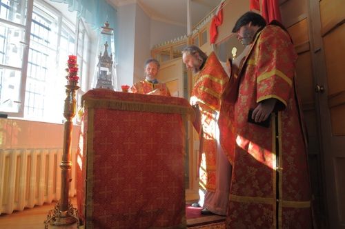 Первая Божественная литургия совершена в петербургском храме при «тюремной» больнице имени Федора Гааза
