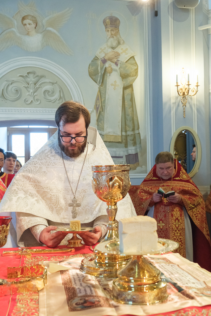 Диакон Иоанн Дмитриевич Иванов рукоположен во пресвитера Диакон Иоанн Дмитриевич Иванов рукоположен во пресвитера