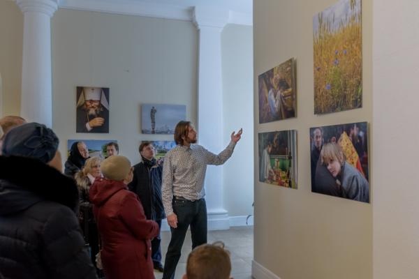 Выставка фотографа Антония Тополова открылась в Царском Селе 