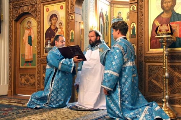 Епископ Митрофан совершил освящение собора иконы Божией Матери «Неопалимая Купина» в г. Сосновый Бор
