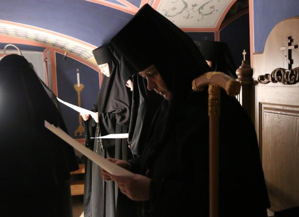 Ночное богослужение в память о событиях 1932 года совершено в Новодевичьем монастыре