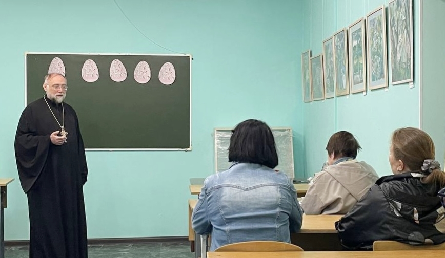Прошла лекция о петербургских святых Прошла лекция о петербургских святых