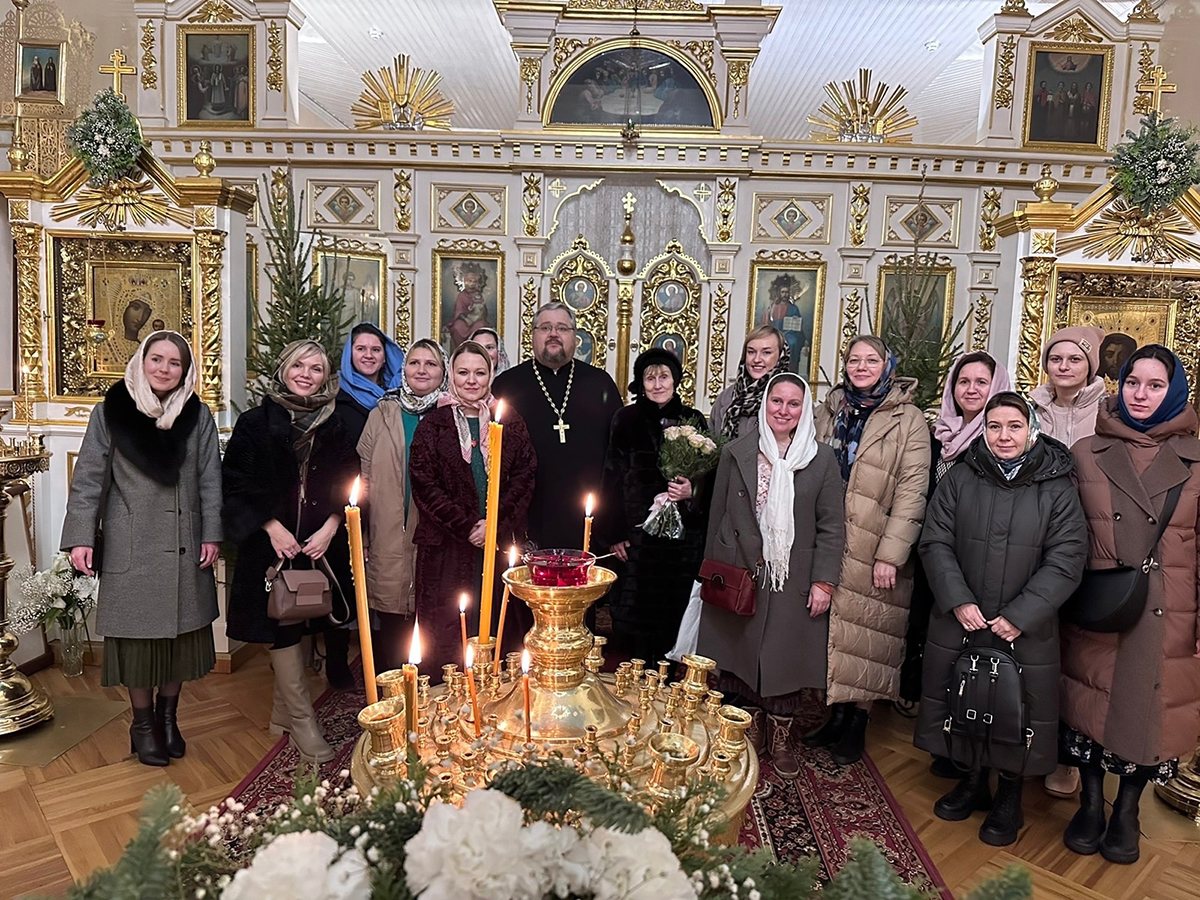 Православные матушки побывали в Коломягах