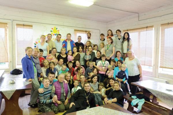 Лагерь для "особых" детей был организован в Ленобласти