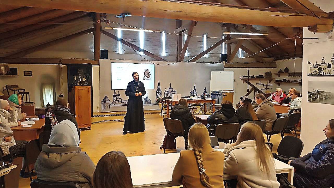 Центр защиты материнства провел занятия в Вологде Центр защиты материнства провел занятия в Вологде