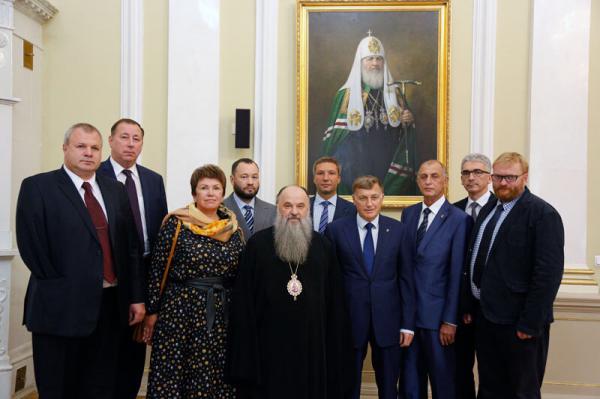 Митрополит Варсонофий встретился с депутатами Заксобрания