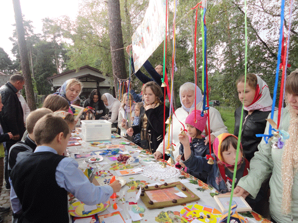 У храма Рождества Пресвятой Богородицы поселка Александровская состоялась благотворительная ярмарка