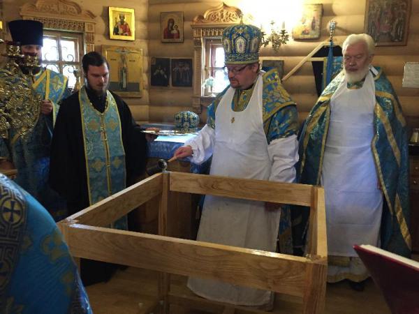 Епископ Игнатий освятил великим чином храм Коневской иконы Божией Матери в Саперном