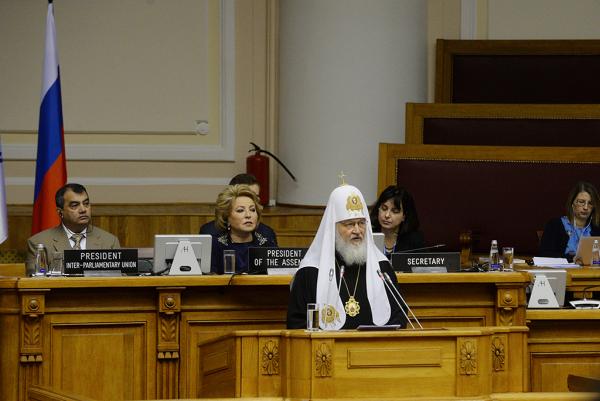 Святейший Патриарх Кирилл выступил на межпарламентском форуме в Санкт-Петербурге