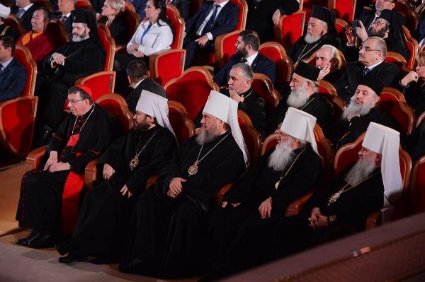 Митрополит Варсонофий побывал на концерте, посвященном 70-летию Святейшего Патриарха Кирилла