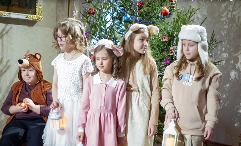 Елка Коломяги.jpg Елка Коломяги.jpg