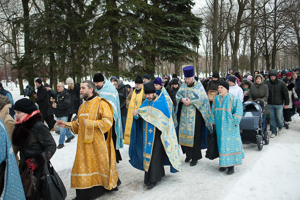 Крестные вк. Крестные Католические ходы в России фото.