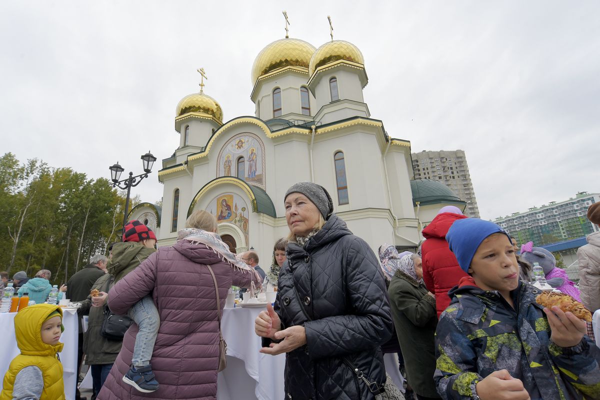 Приходу храма на Каменке - 10 лет - сайт Санкт-Петербургской митрополии