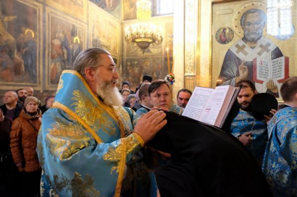 Епископ Мстислав совершил Божественную Литургию в Тихвинском Успенском монастыре