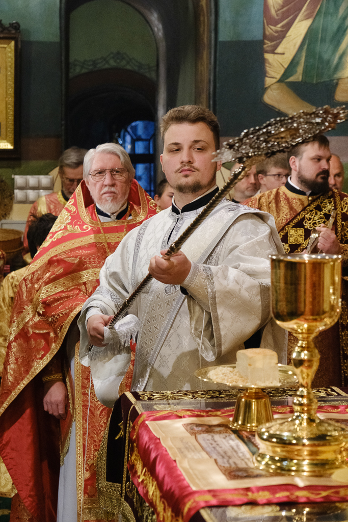 Родион Сергеевич Бурашников рукоположен во диакона Родион Сергеевич Бурашников рукоположен во диакона