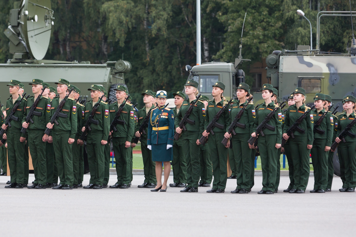 Вас буденного. Военная Академия Санкт-Петербург имени Буденного. Военная Академия имени Буденного курсанты. Курсанты военной Академии связи имени будённого. Академия связи в Санкт-Петербурге курсанты.