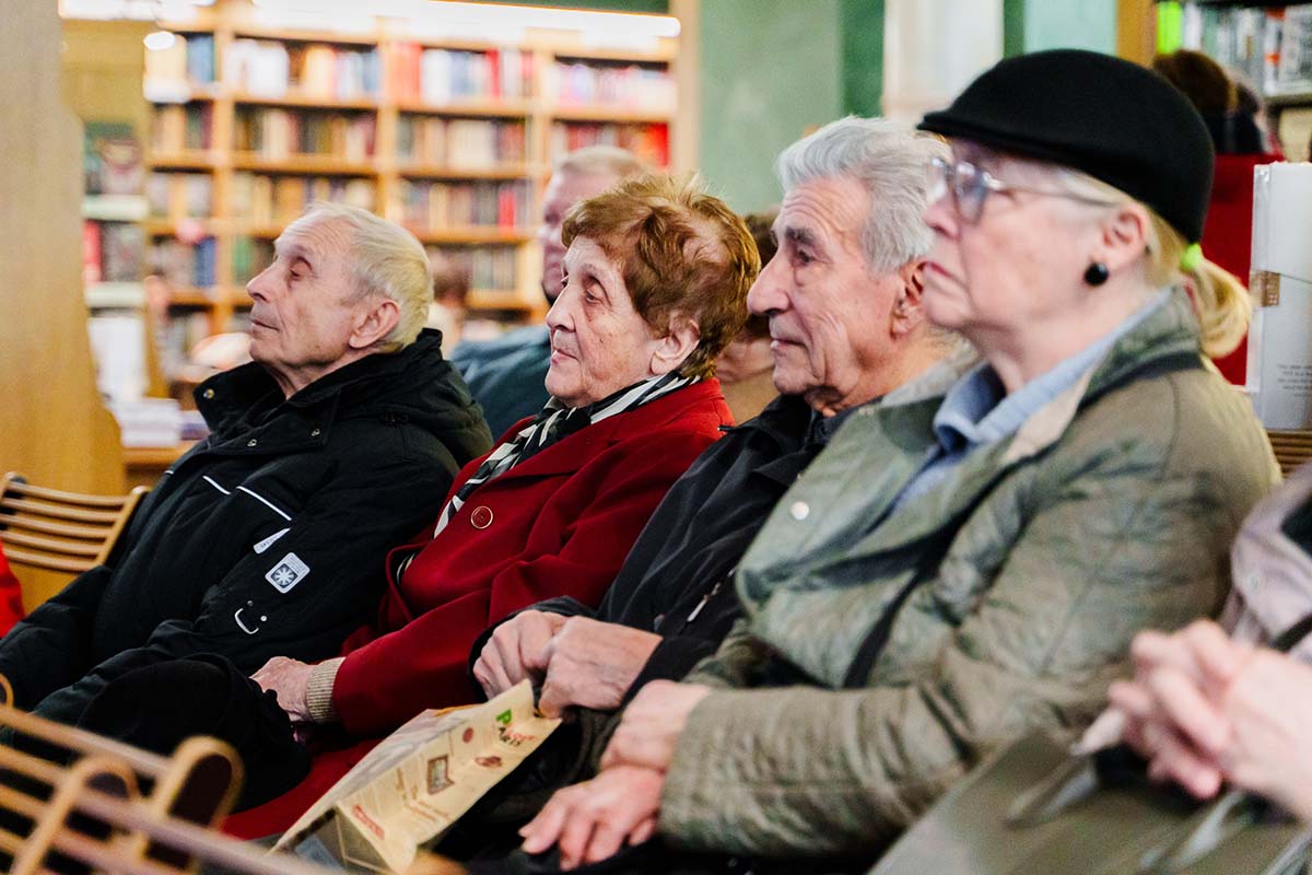 ������ "������� ������������� �������" ����������� � ���� �����