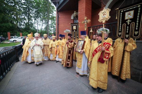 Епископ Игнатий возглавил торжества престольного праздника в храме поселка Юкки