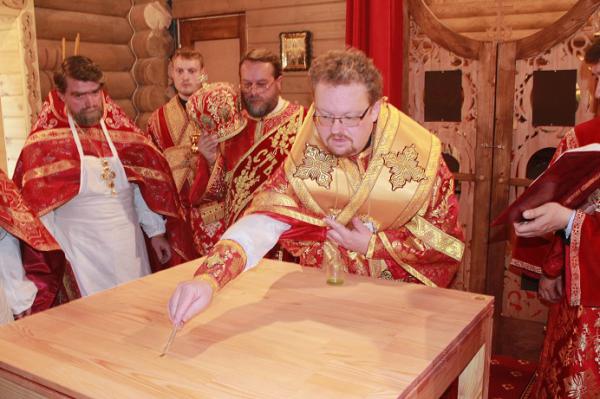 Освящение храма святителя Николая Чудотворца состоялось в пос.Воейково