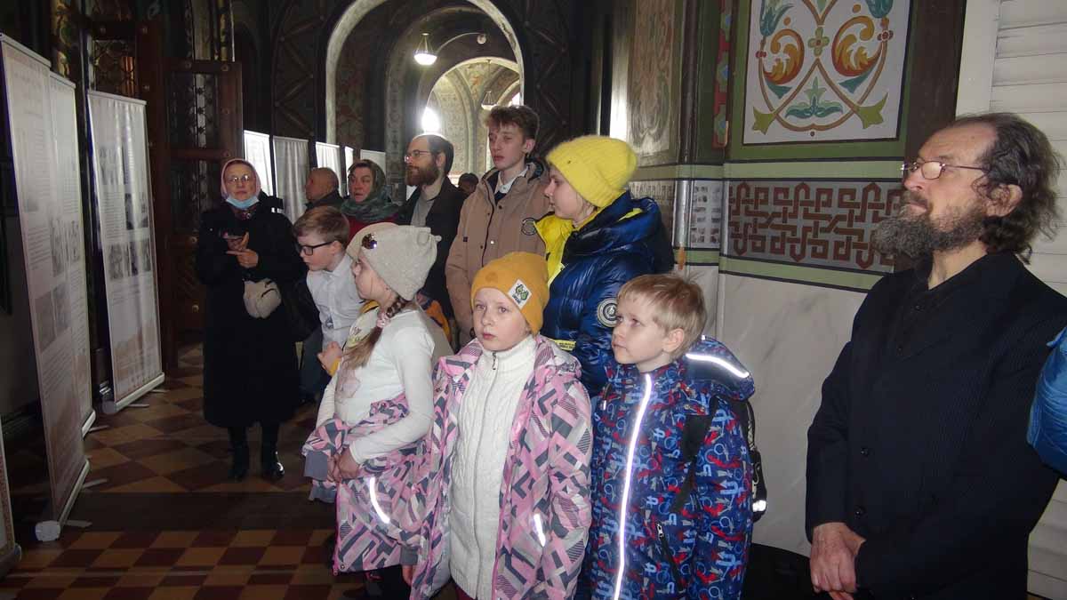 Выставка, посвященная цесаревичу Алексею, открылась в Петергофе