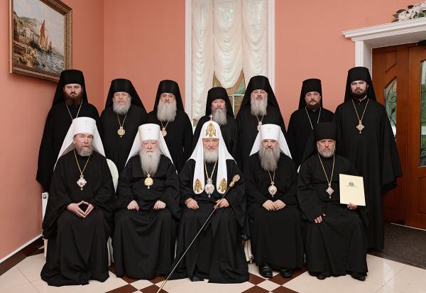 Митрополит Варсонофий сослужил Святейшему Патриарху Кириллу в Высоцком монастыре Серпухова