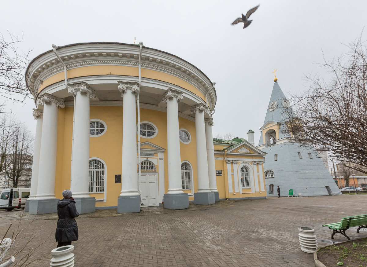 Храм троицы кулич и пасха. Храм Святой Троицы кулич и Пасха. Храм Святой Троицы "кулич и Пасха" Санкт- Петербурга. Церковь Пресвятой Троицы СПБ.